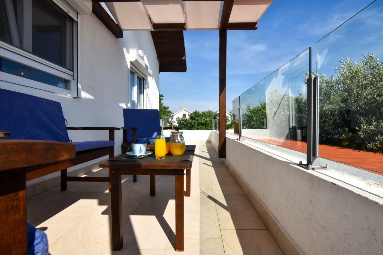 Solymar Villa Posedarje Exteriör bild